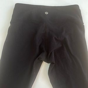 Lululemon cropped leggings